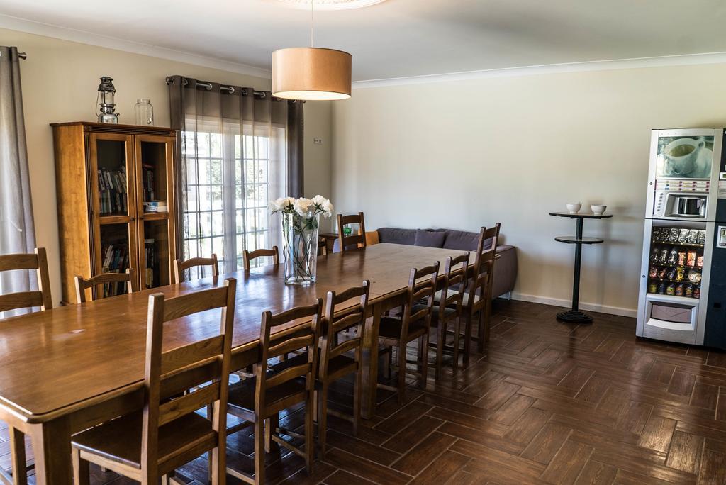 Albufeira Lounge Hostel Ngoại thất bức ảnh